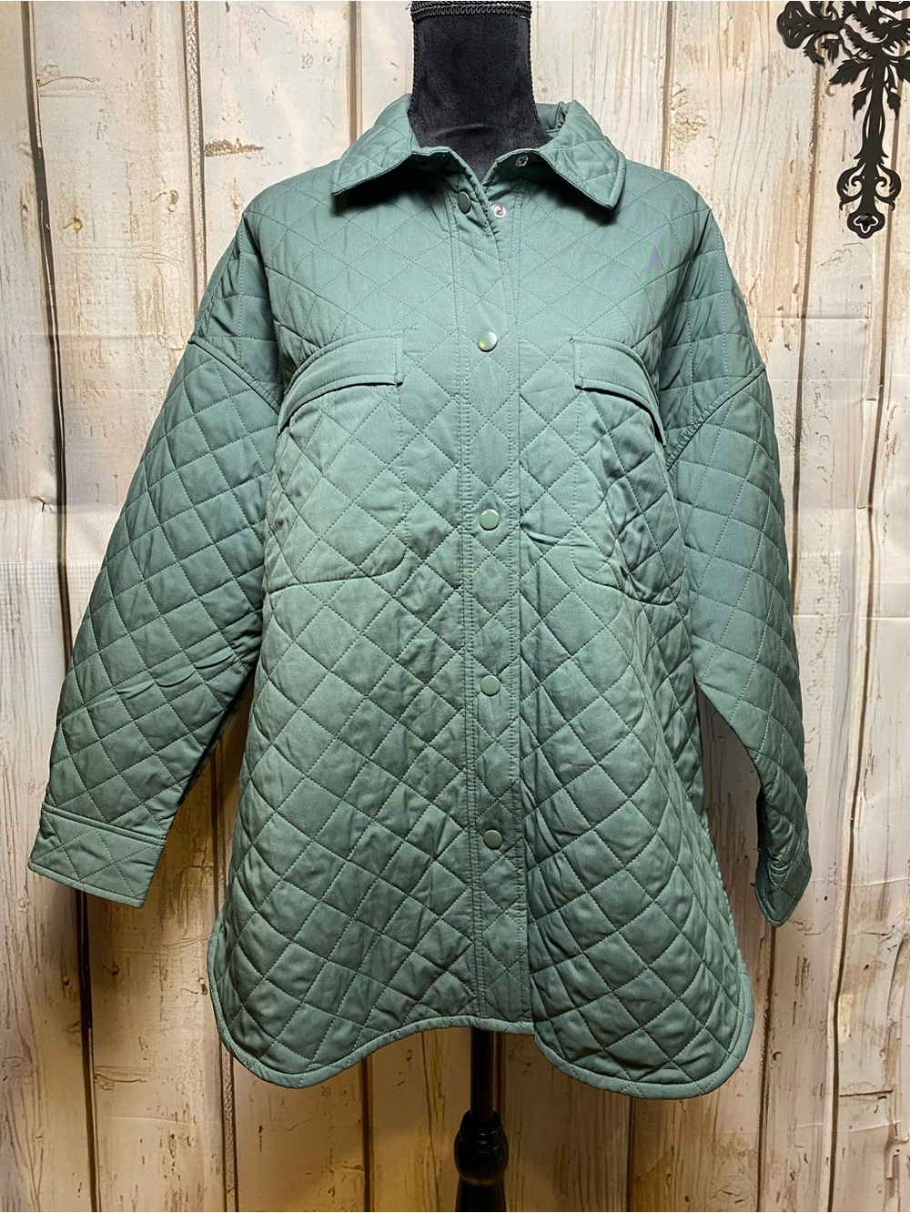 Old Navy Quilted Utility Jacket in Sage Green Sz-M